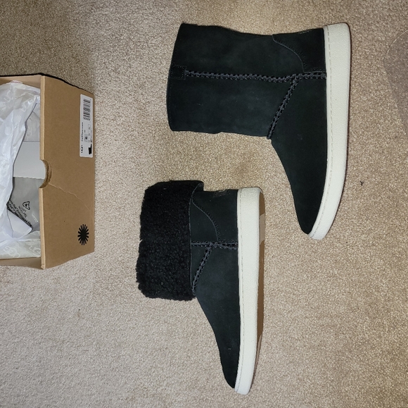 mika classic ugg sneaker